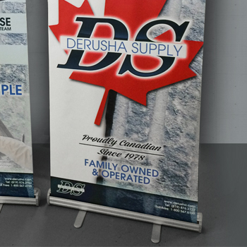 Derusha Stand-up Banner