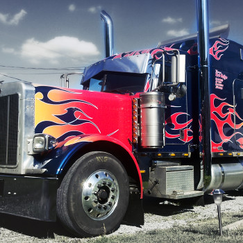 Transport Éric Vallée Transformers partial truck wrap